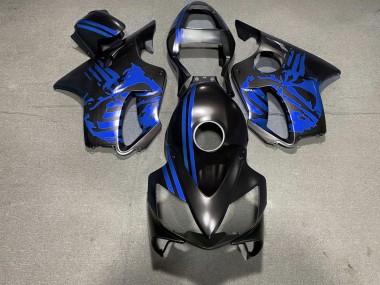 01-03 Matt Schwarzer & Blauer Totenkopf CBR600 F4i Verkleidung
