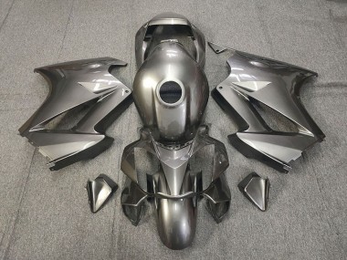 02-12 Glänzend Grau VFR800 Verkleidung