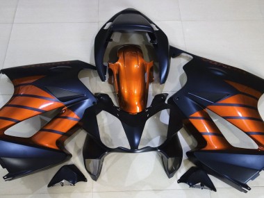 02-12 Matt Schwarz & Orange VFR800 Verkleidung