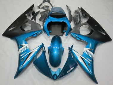 03-04 Hellblau & Weiß R6 Verkleidung