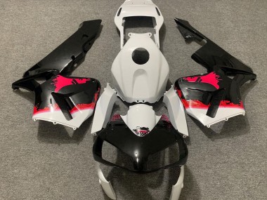 03-04 Rot Spritzer CBR600RR Verkleidung