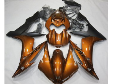 04-06 Orange Glänzend & Schwarz R1 Verkleidung