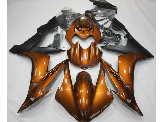 04-06 Orange Glänzend & Schwarz R1 Verkleidung