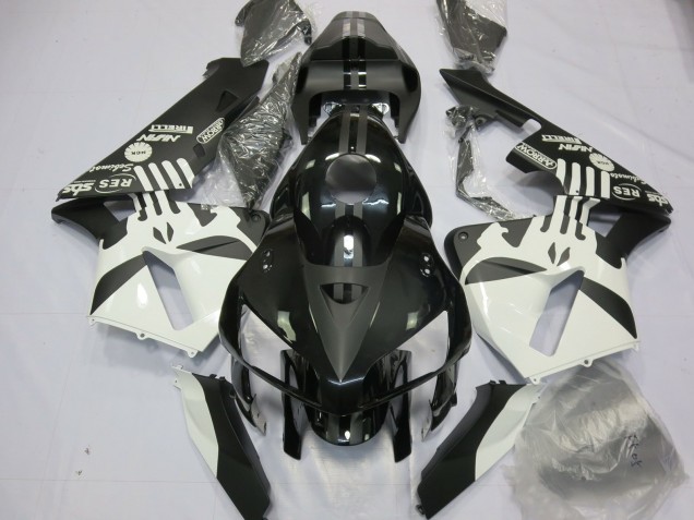 05-06 Matt Schwarz & Druckerlogos CBR600RR Verkleidung