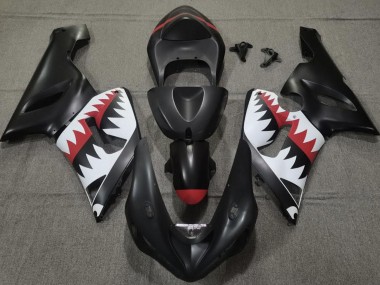 05-06 Matt Schwarzer Hai ZX6R Verkleidung