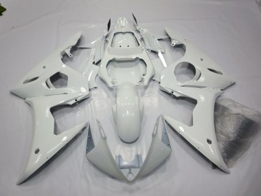 05 Glänzend Weiß R6 Verkleidung