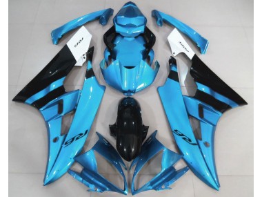 06-07 Hellblau & Schwarz Glänzend R6 Verkleidung