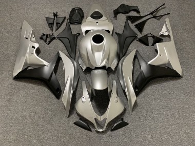 06-07 Matt Silber CBR1000RR Verkleidung