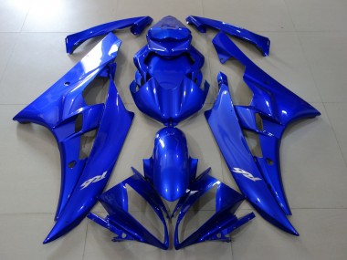 06-07 Vollglanz Blau R6 Verkleidung