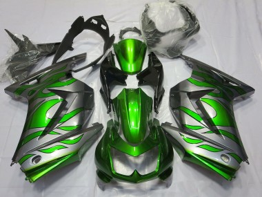 08-12 Grün & Silber Flamme Ninja 250 Verkleidung