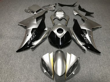 08-16 Silber & Schwarz Custom R6 Verkleidung