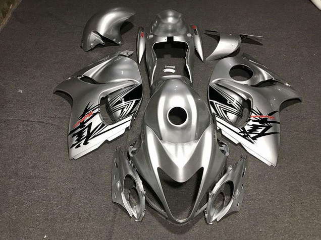 08-20 Flüssiges Silber & Rot GSXR 1300 Verkleidung