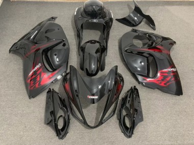 08-20 Schwarz Glänzend & Rot GSXR 1300 Verkleidung