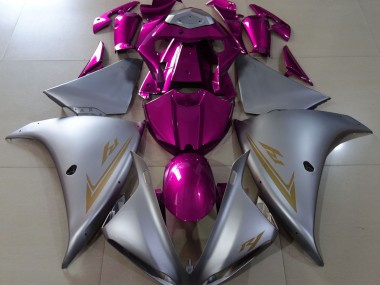 09-11 Matt Silber & Pink R1 Verkleidung