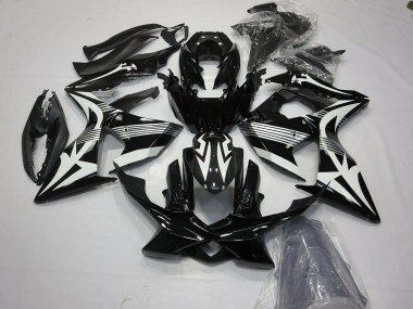 09-16 Schwarz & Weiß GSXR 1000 Verkleidung