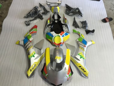 15-19 Silber R1 Verkleidung
