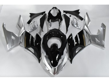18-23 Silber & Schwarz Ninja 400 Verkleidung